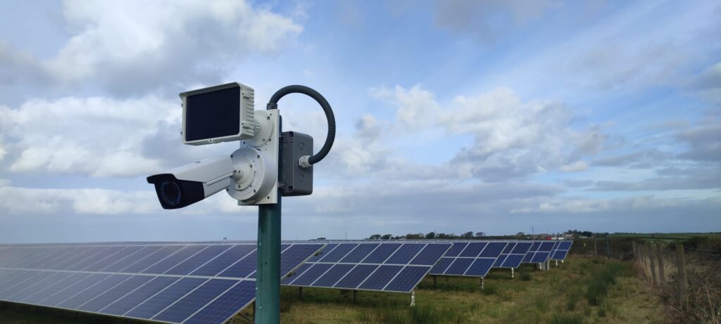 Solar farm CCTV system with perimeter detection Thermal imaging with VCA and AI algorithms